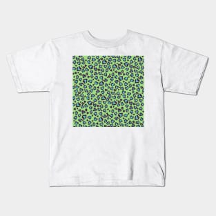 Valentine Leopard Pattern in Blue on Green Kids T-Shirt